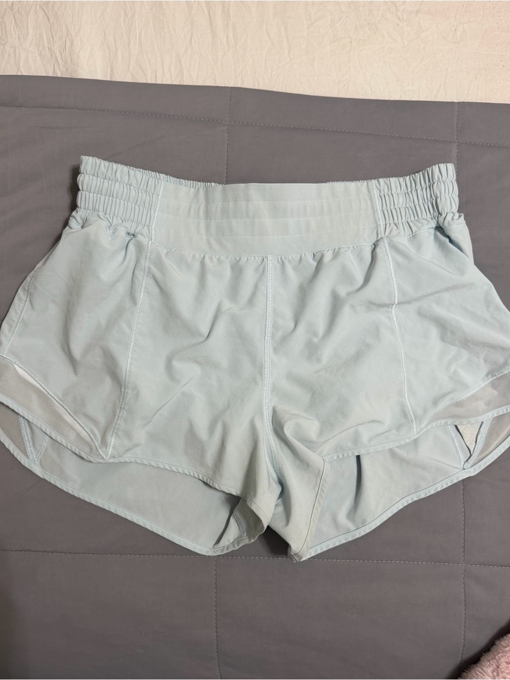 lululemon athletica Light Blue Hotty Hots HR 2.5